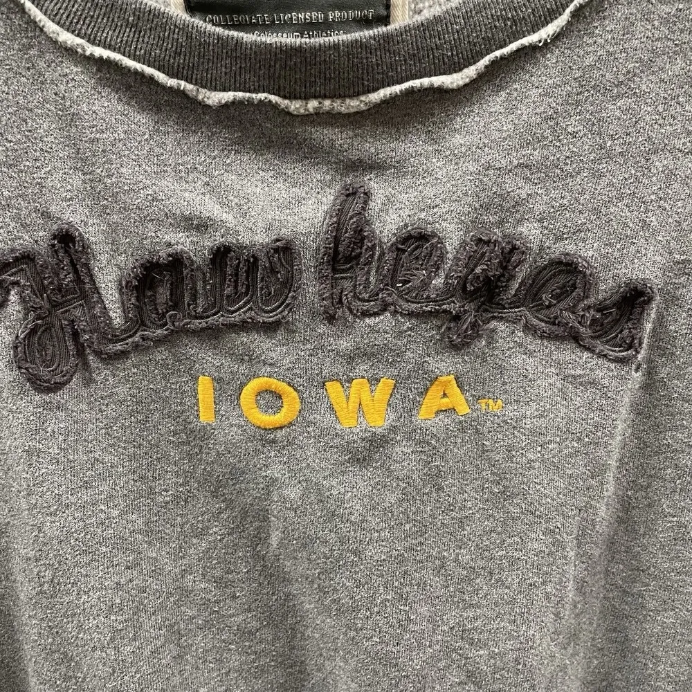 Campus Heritage Iowa Hawkeyes Womens Medium Sweatshirt Gray Wide Neck College - Image 2