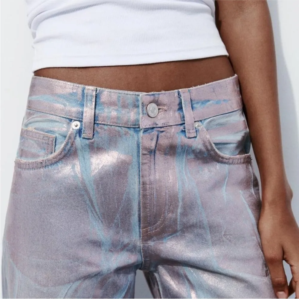 Zara MID WAIST FULL LENGTH TRF FOIL SILVER METALLIC WAXED JEANS SIZE 6 NEW - Image 5