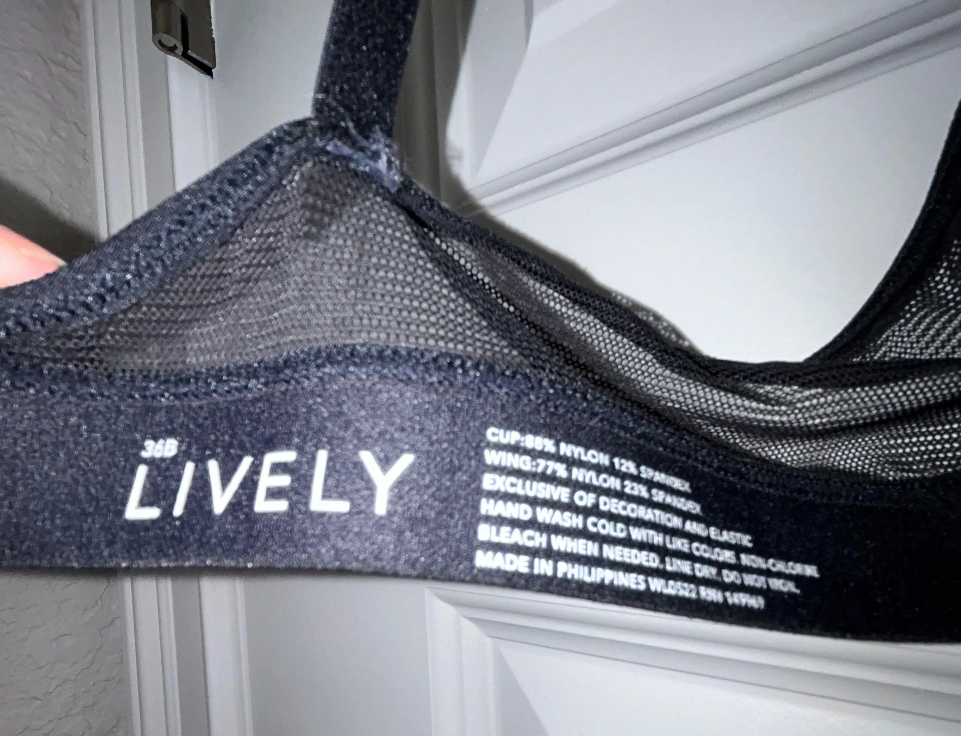 LIVELY Lace Padded Wireless Bra Black Size 36 B - Image 4