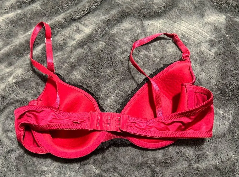 Fuschia colored bra/ pink bra Size undefined - Image 3