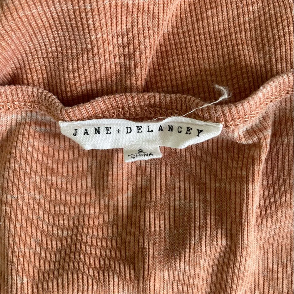 Jane + Delancey Anthropologie Peach Lt Blush Ribbed Distressed Henley Tank Top S - Image 7
