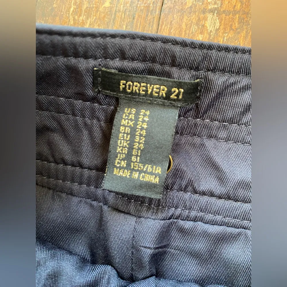 Forever 21 Black Faux Leather Mini Skirt with Button Details size 24 - Image 3