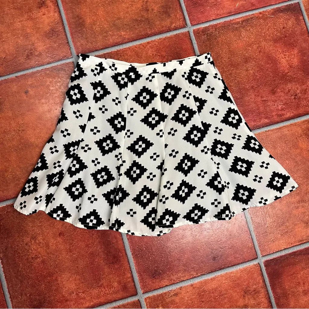 Show Me Your MuMu Geometric Black and White Skater Skirt, Fully Lined - Image 7