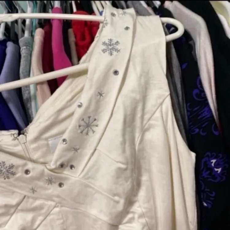 Disney parks dress shop silver and gold luxe Christmas dress M - Image 4