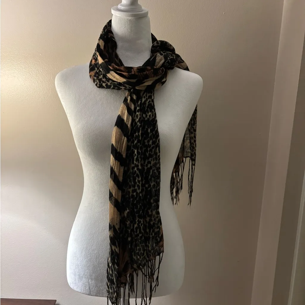 Vintage Brown Leopard Print Fringe Scarf - Image 10