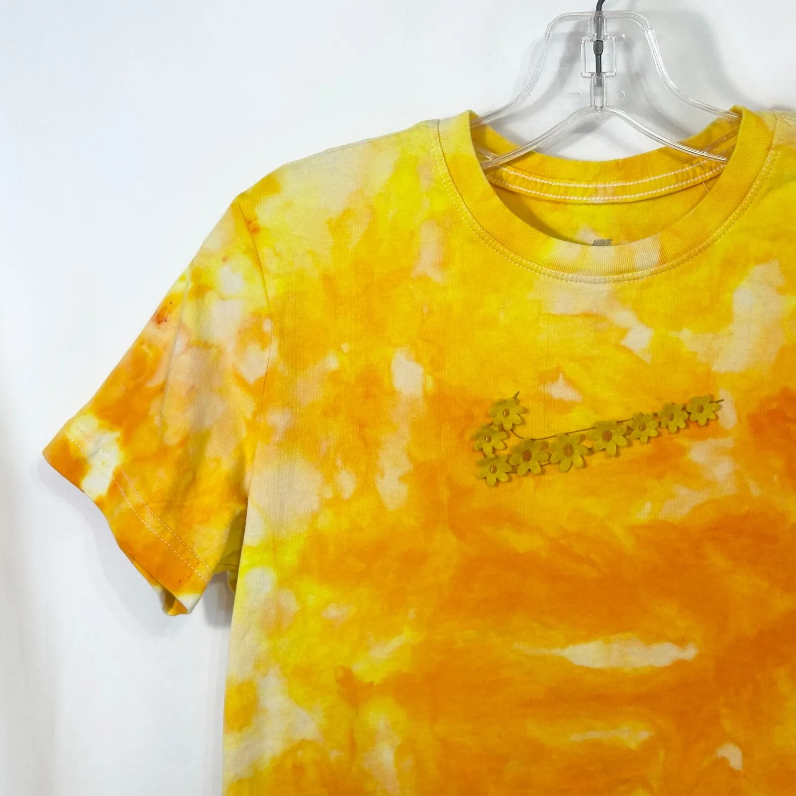 Nike Large Tee Handmade Tie Dye Top‎ Yellow Orange Felt Flower Logo Preppy 276 - Image 4