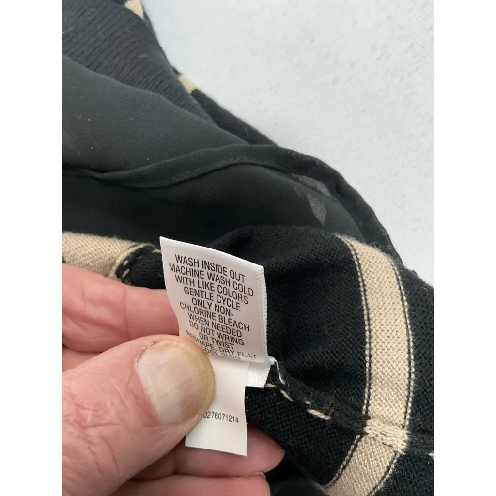 Womans Excellent Condition Dana Buchman Pullover Sweater PS Black Tan V Neck - Image 5