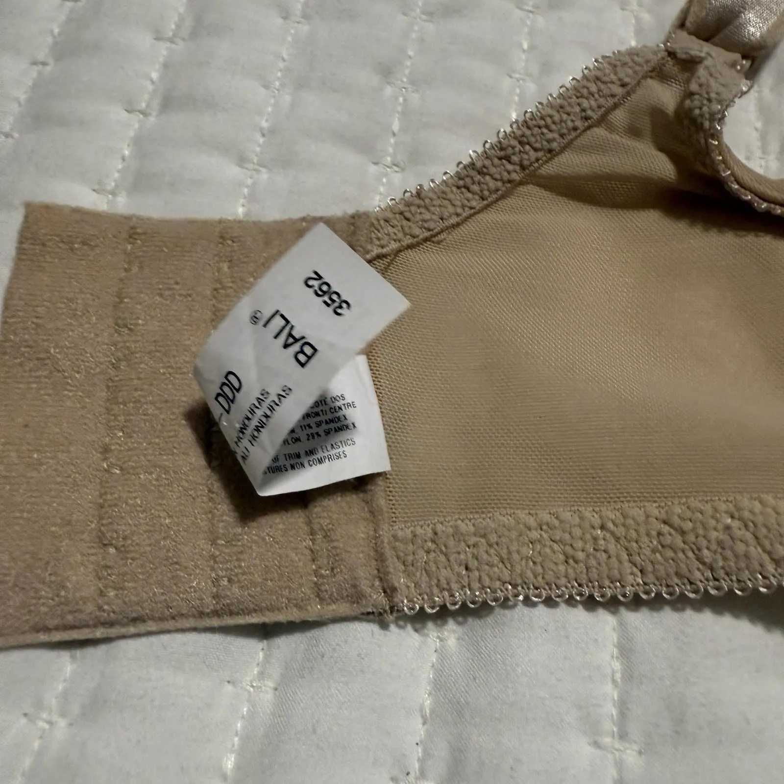 Bali Satin Tracings Underwire Minimizer Bra Nude 36DDD Full Coverage 3562 Size undefined - Image 7