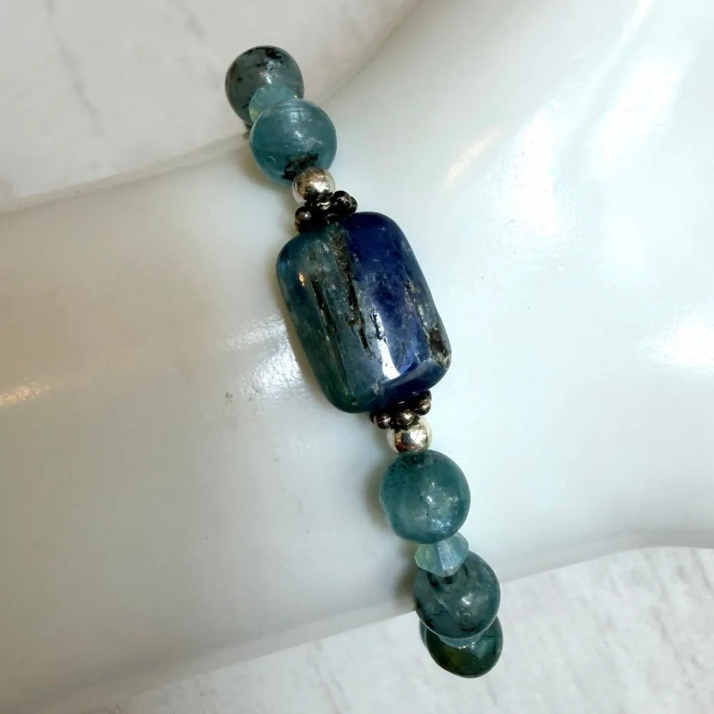 Blue Kyanite & Apatite Beaded Bracelet - Image 2