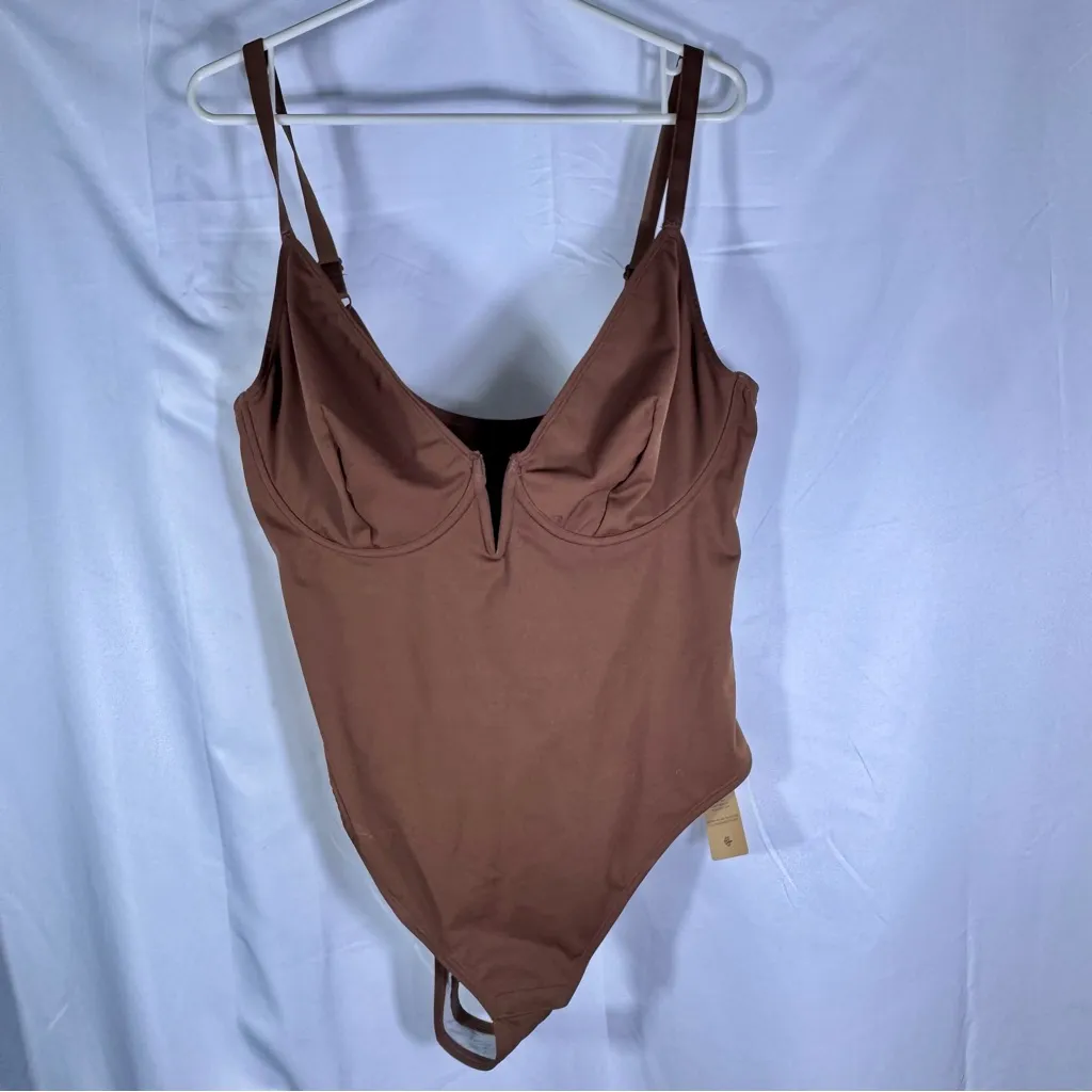 Brown Plunge Bodysuit Size undefined - Image 4