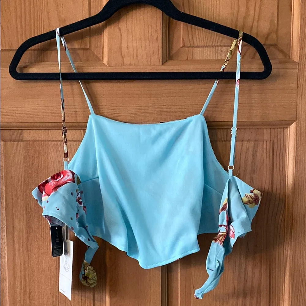 Urban Outfitters Renewal Size Extra Small XS Floral Blue Crop Top New with tag - Image 5