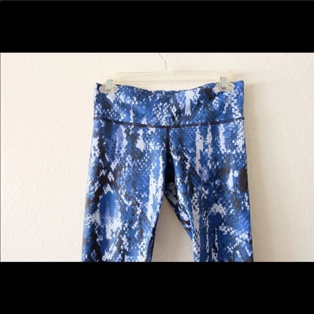 𝅺euc Alo Yoga airbrush python print leggings sz xs - Image 3