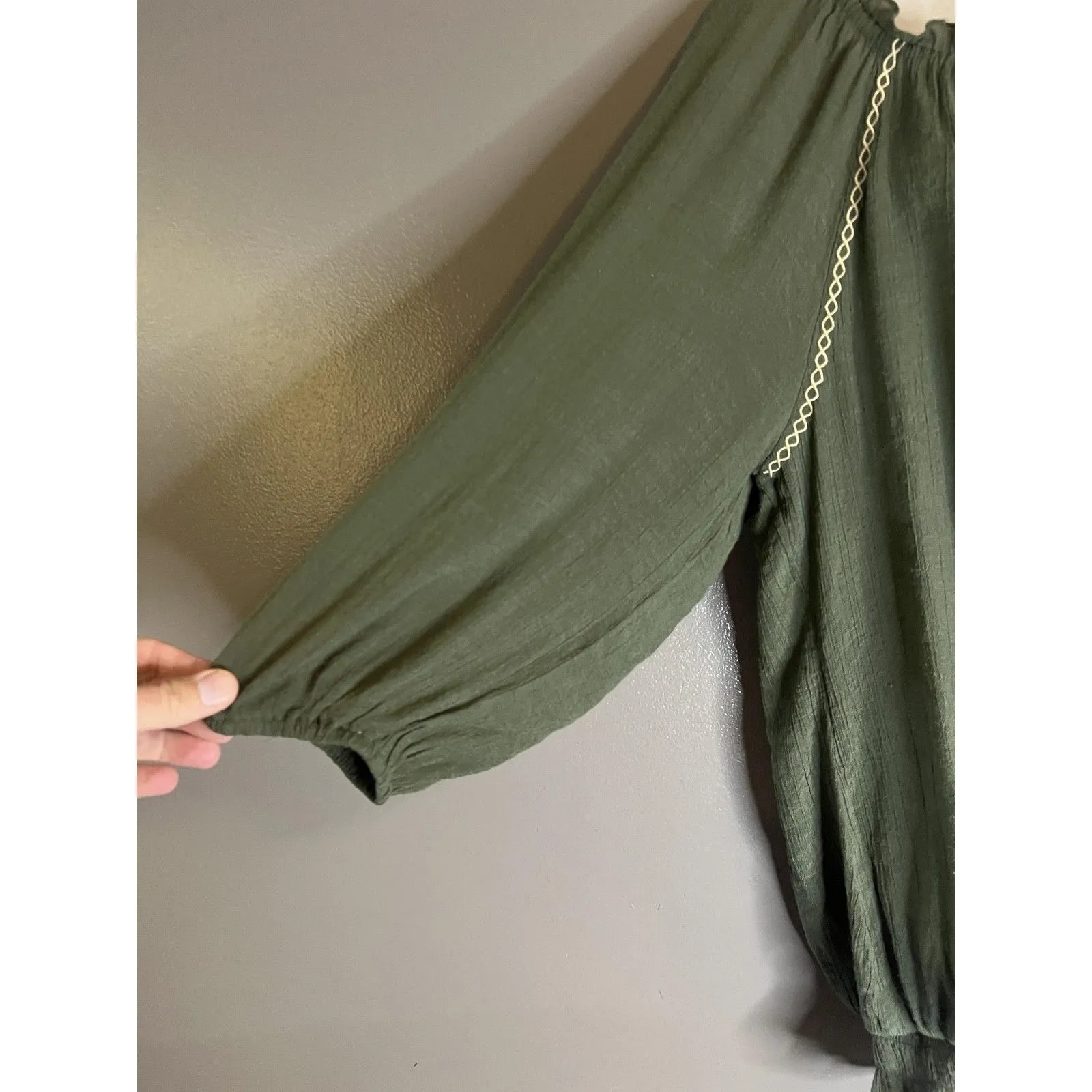 Dressbarn Shirt Womens 1X Olive Green Peasant Boho Embroidered Tassel Tie Top - Image 5