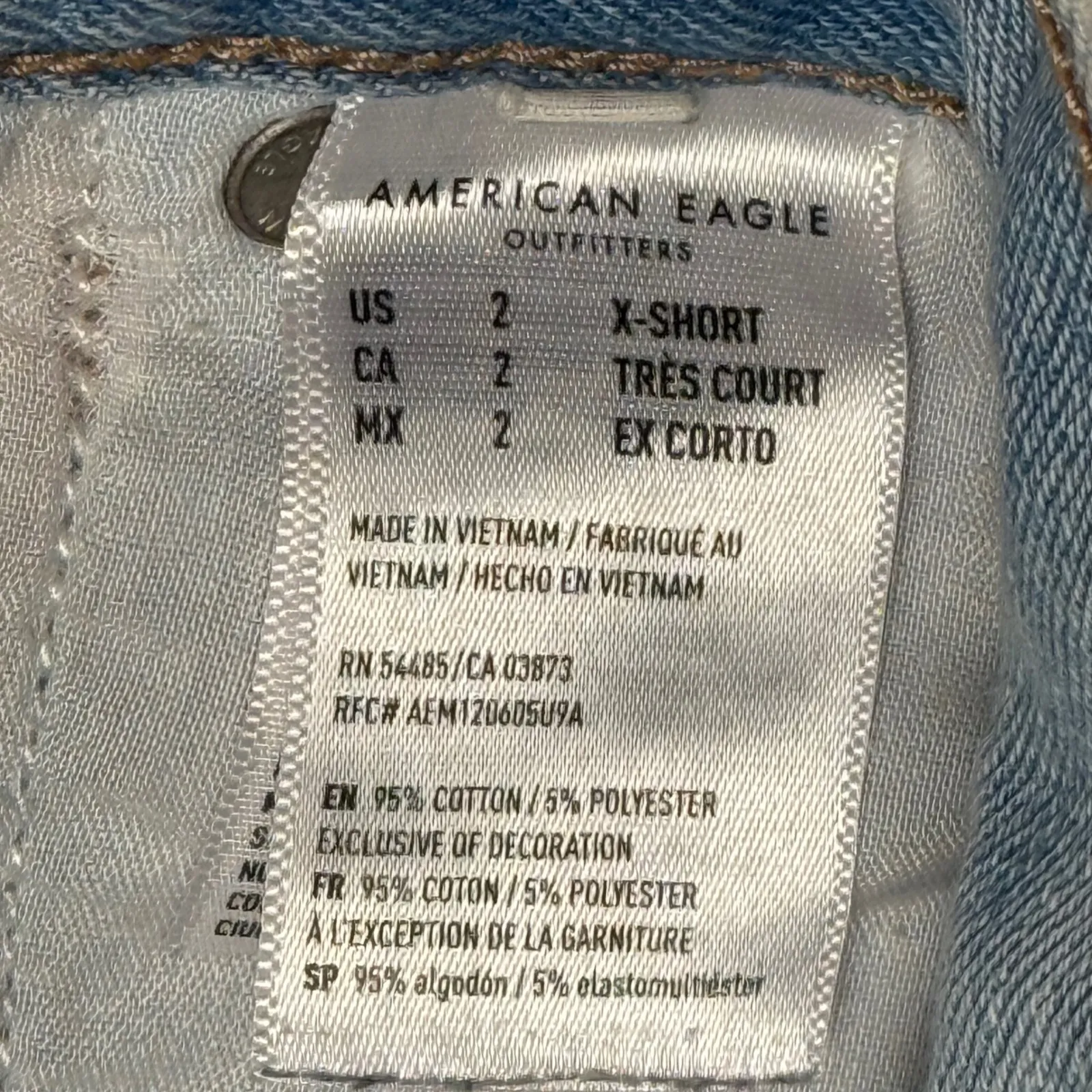American Eagle Mom Jeans‎ Ripped Distressed High Waisted Light Wash Denim - Image 6