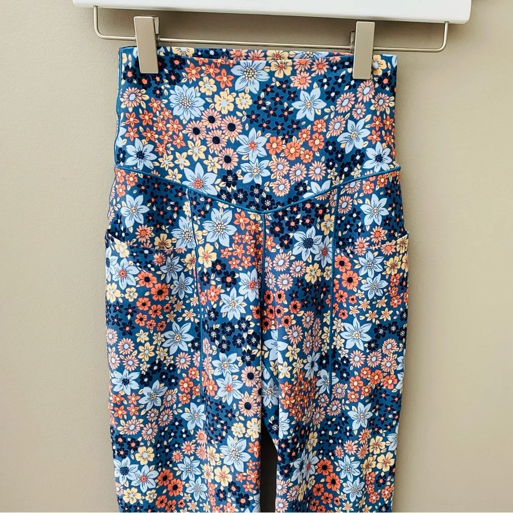 aerie Floral Print High Rise Leggings Blue/Pink Sz Small - Image 2