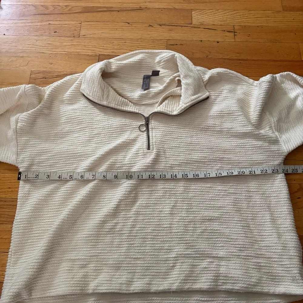 Sweaty Betty Cream Pull Over Size XL - Image 5
