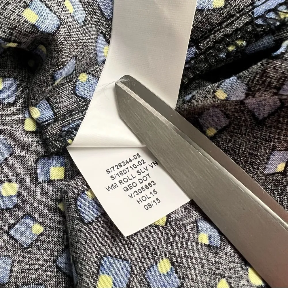 Gap NWT Large Popover‎ Blouse Rayon -Navy Geometric Dot V-Neck Blouse - Image 9