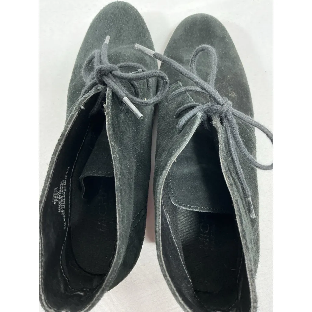 Womans Michaels Kors Rebeka Wedge Booties 7.5 W Black Lace Up Round Toe - Image 6