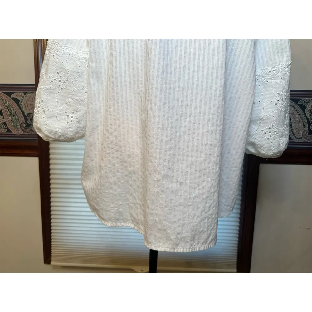 Likely a Large 100% Cotton White Blouse Brand Unknown Size undefined - Image 2