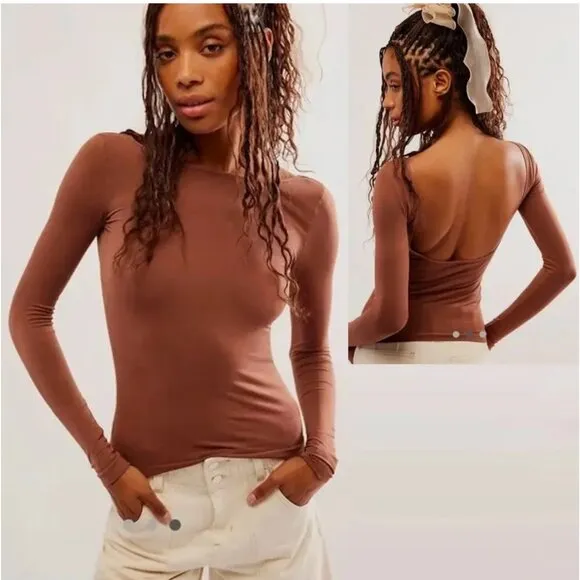NWOT Free People Low Back Seamless Long Sleeve Top SZ-M/L - Image 2