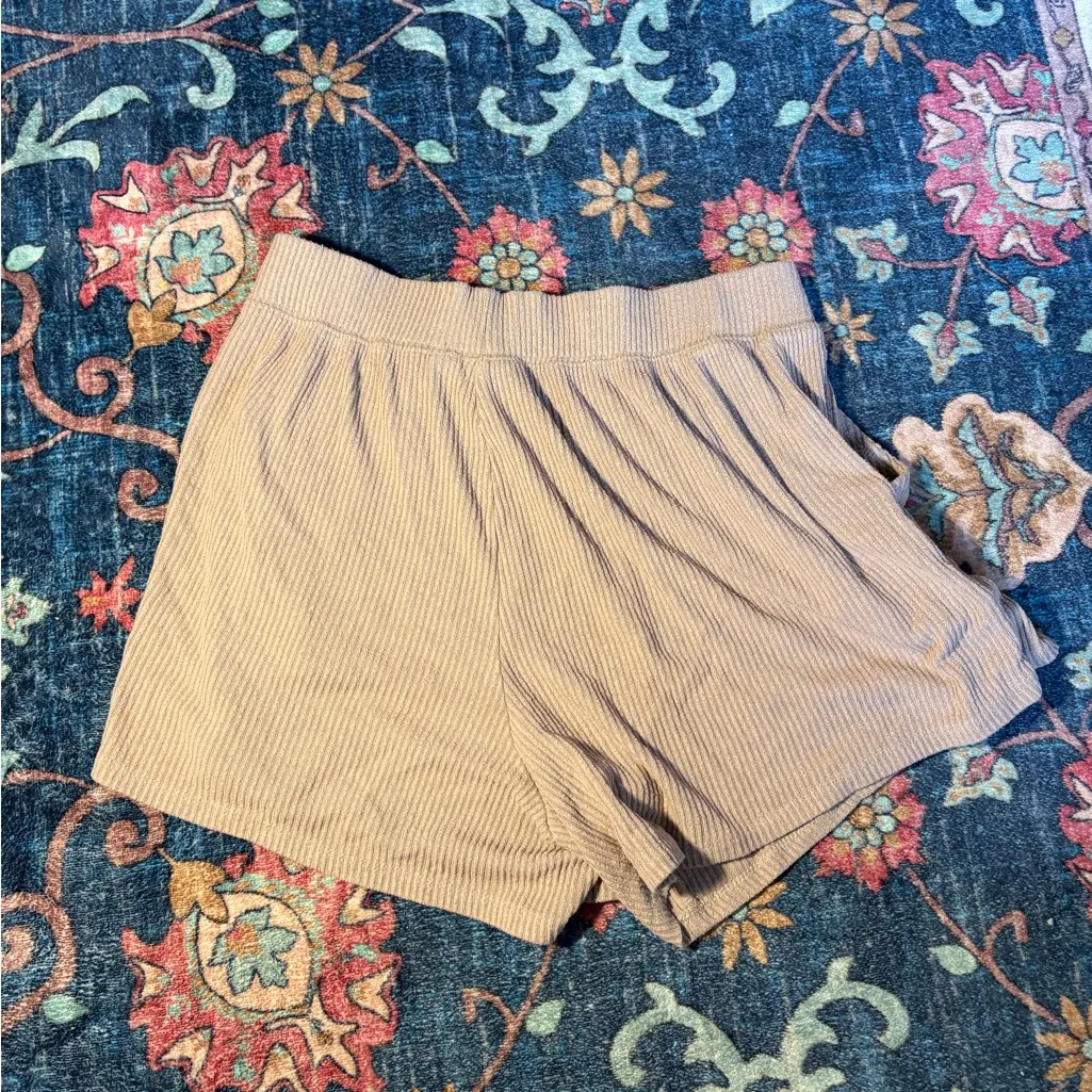 ROLLER RABBIT Women's Tan Ribbed Shorts - Image 3