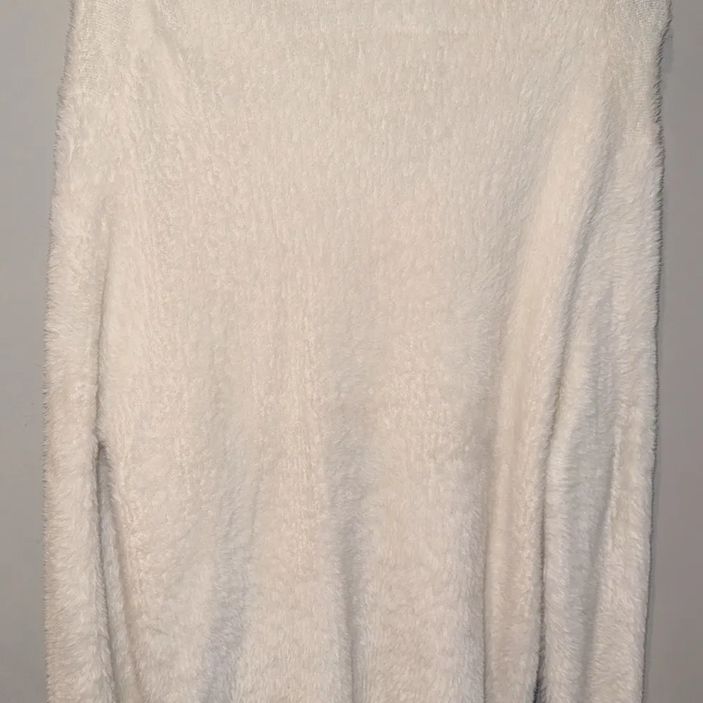 Industry XL Sweater - Image 4
