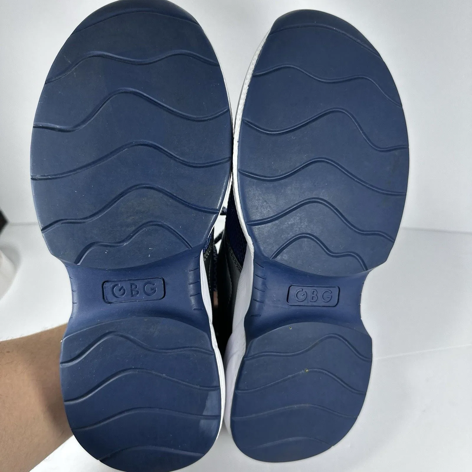 G by Guess Jimmi Lace Up Sneakers in Blue and Gray Size 9 - Image 5