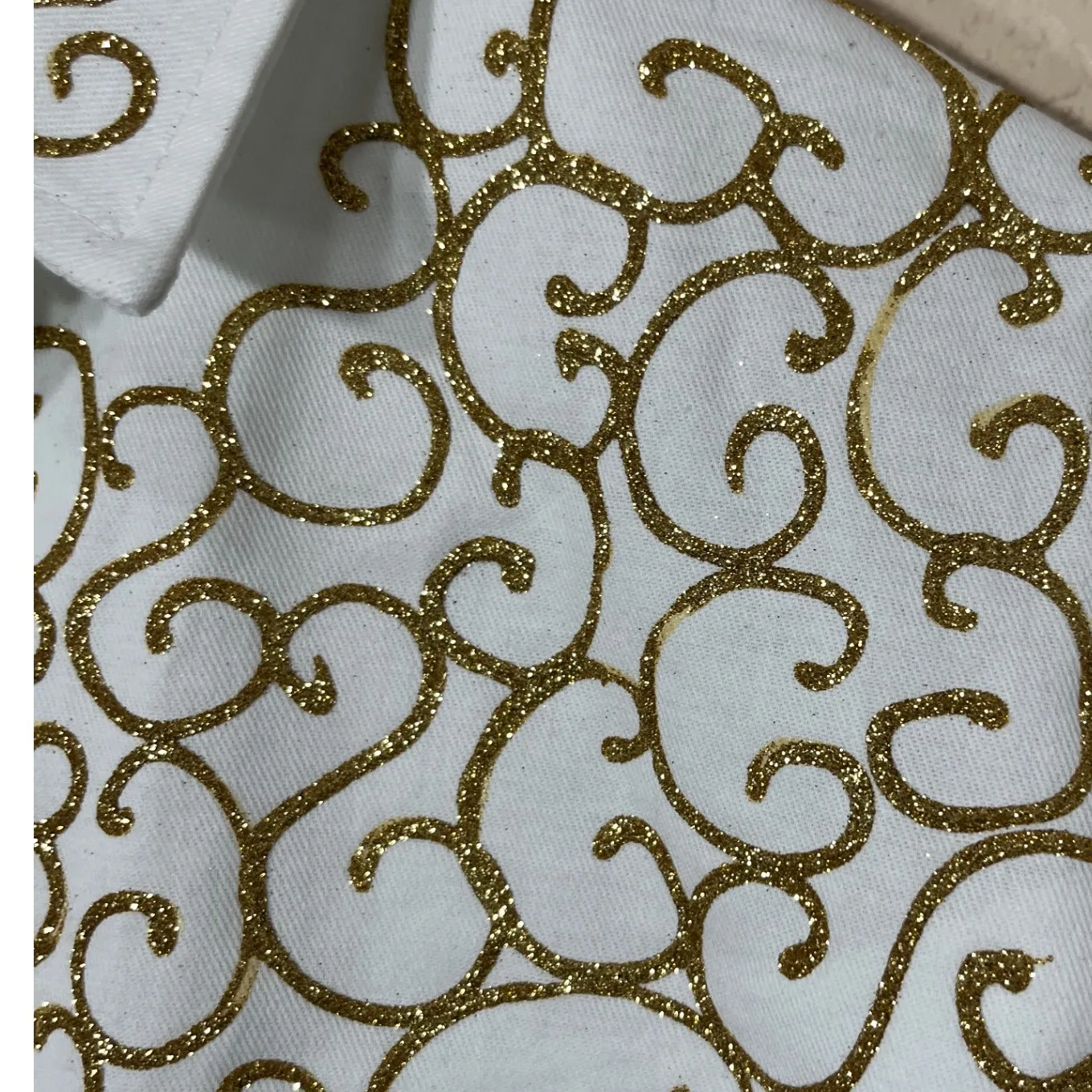 j lynns Glitzy Apparel Womens White Long Sleeve Western Shirt Medium Gold Swirls Size undefined - Image 4