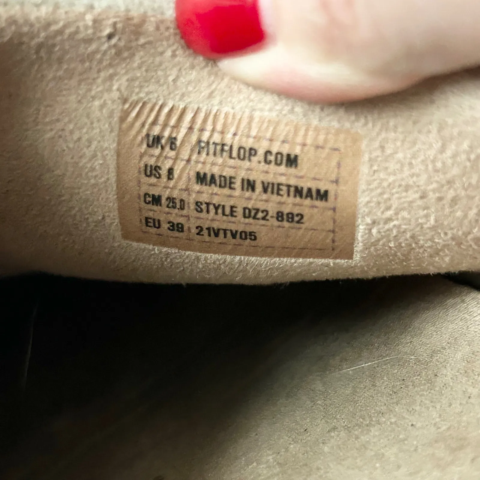 FitFlop Chrissie Cream Fuzzy Pom Pom Clogs Slippers Mule Shoes Size US 8 - Image 6