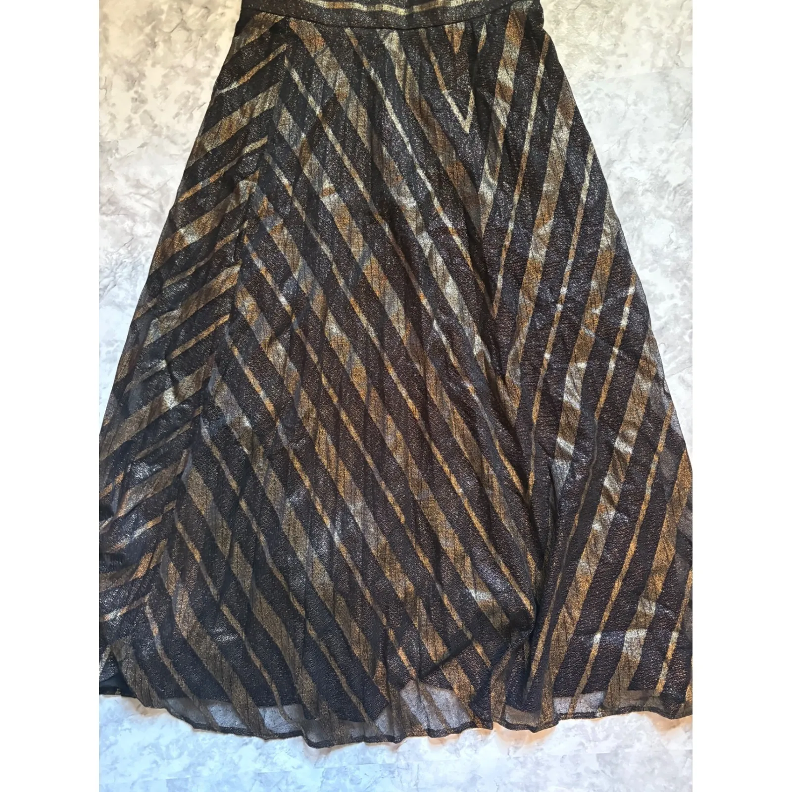 Zara Basic Collection Midi Skirt Gold Metallic Black Chevron Pleated‎ S - Image 4