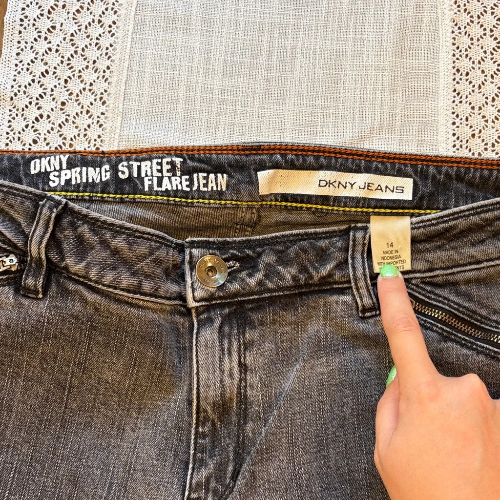 DKNY Spring Street Flare Jean - Image 3