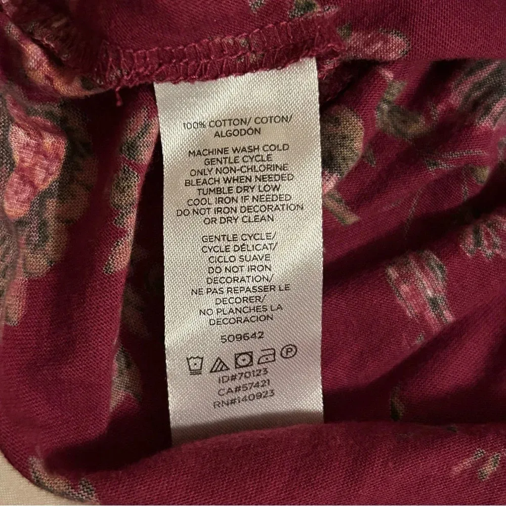 Ann Taylor LOFT Outlet Women XS Fuschia Long Sleeve Button Henley Floral Top - Image 5