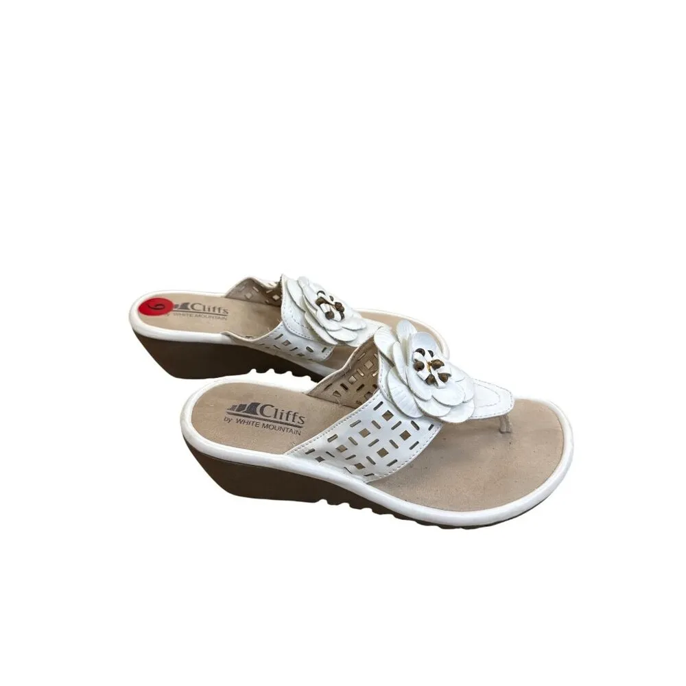 Cliffs By White Mountain Womens White Floral Slip - Image 3