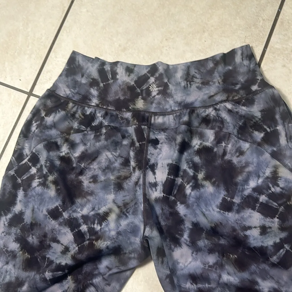 Athleta Salutation Printed‎ Jogger - Image 4