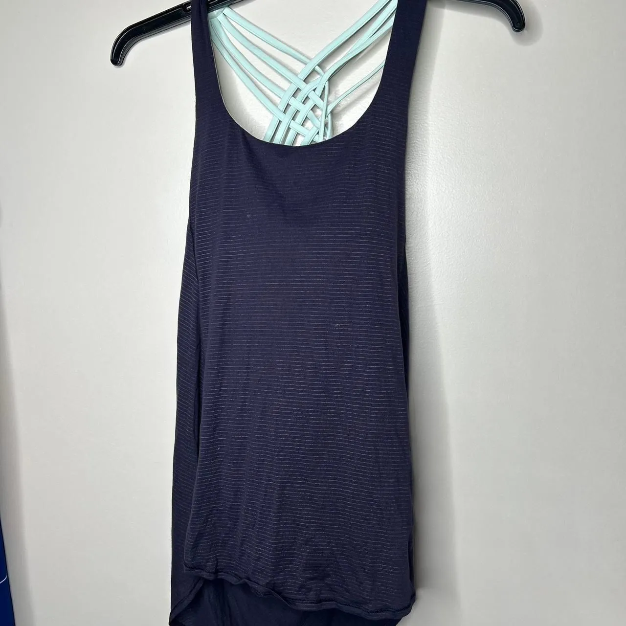 Lululemon Women's Blue and Navy Vest Size 8 - Image 2