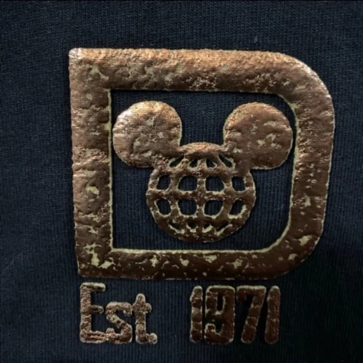 Disney parks belle of the ball bronze spirit jersey S nwt - Image 7