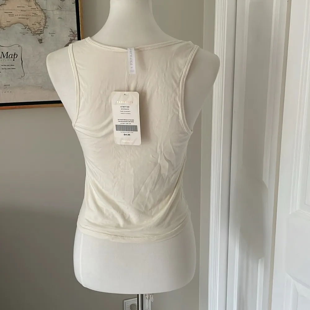 Cute Brand New with Tags Cream Colored Fabletics Tank Top - Image 5