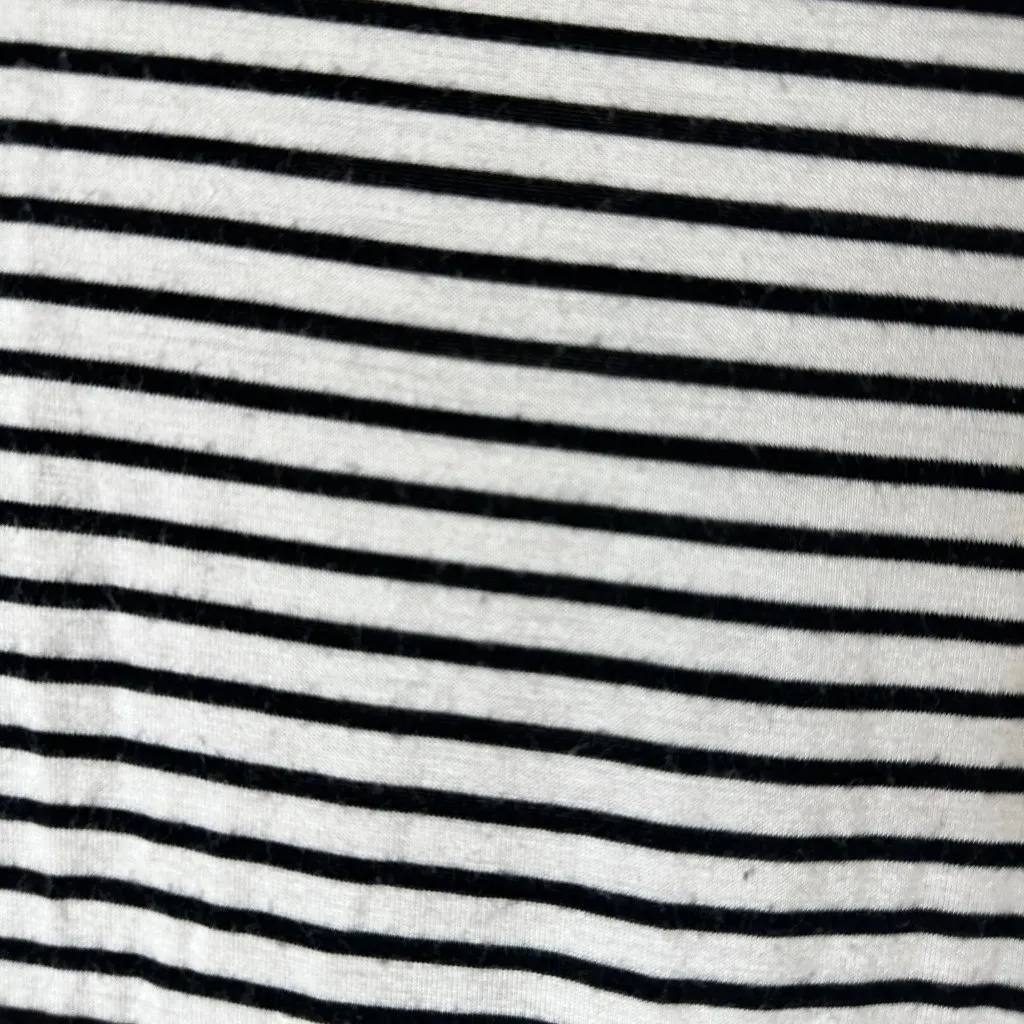 SUPPLY & DEMAND Size Medium Sleeveless Top with Shoulder Pads Stripes Black - Image 10