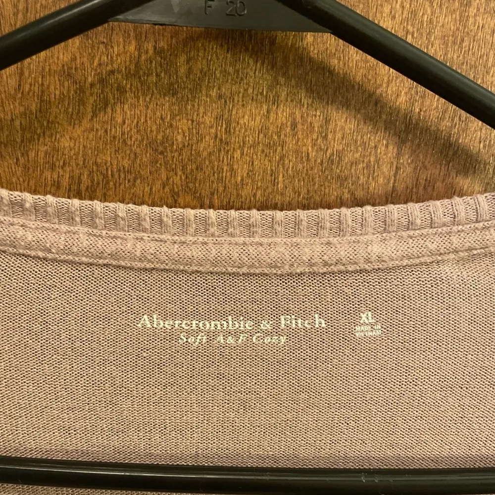 Abercrombie and Fitch Soft A&F Cozy Balloon Sleeve top XL - Image 5