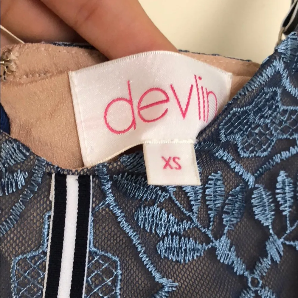 Devin XS Lace Top - Image 3