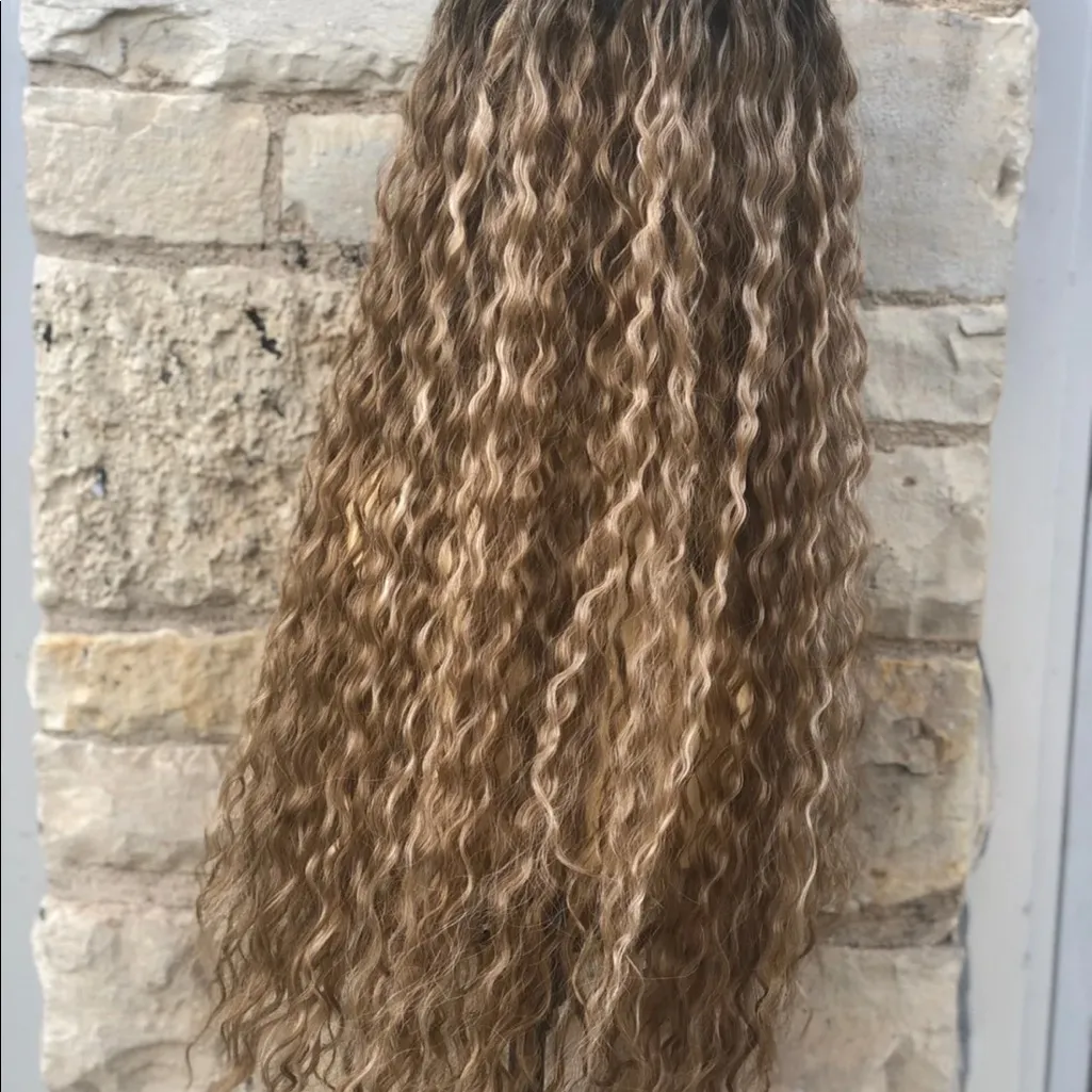 Exotic Spiral Curl Ash Blonde Ombré Lacefront Wig - Image 7