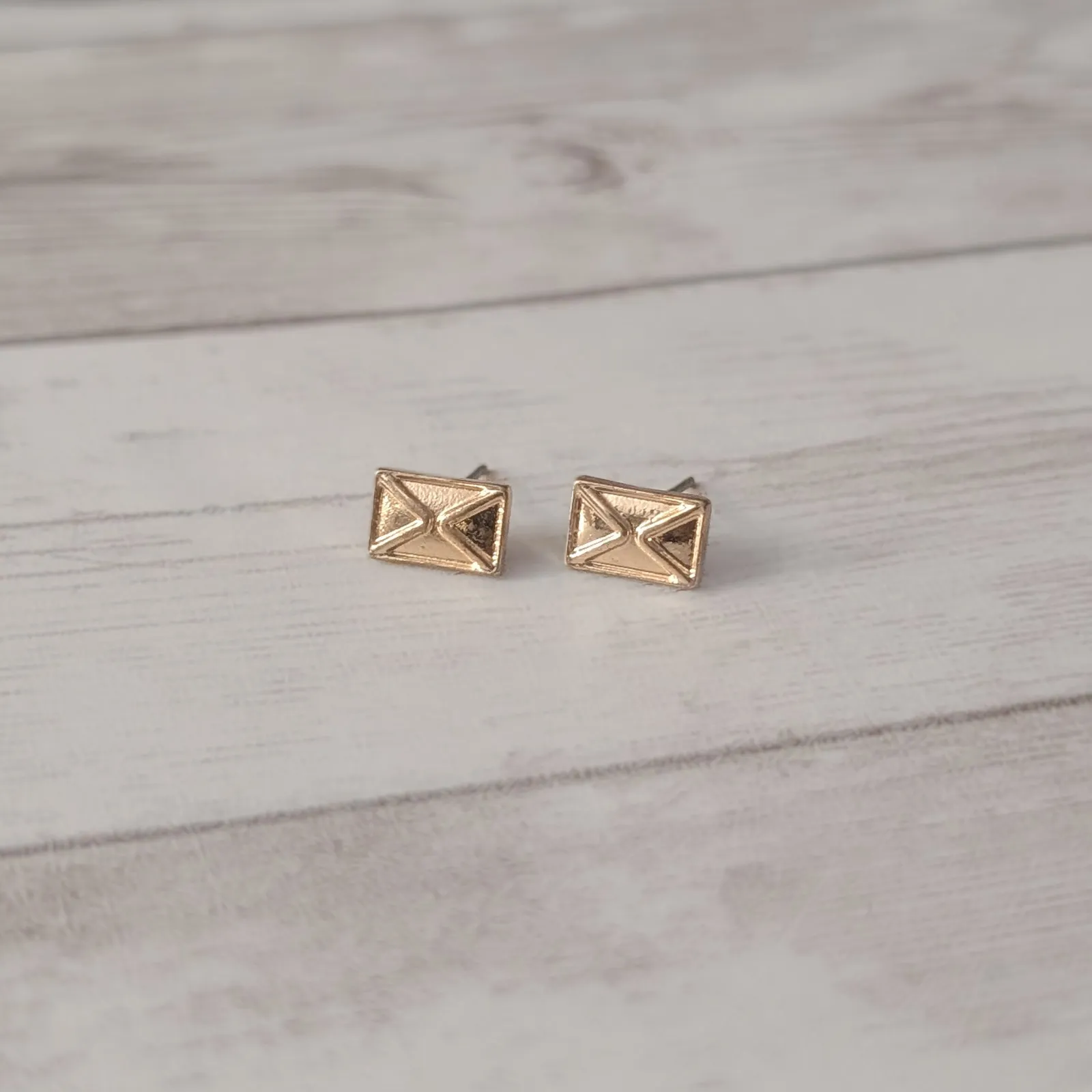 Vintage Stud Earrings Small Gold Tone Rectangle with Design - Image 6