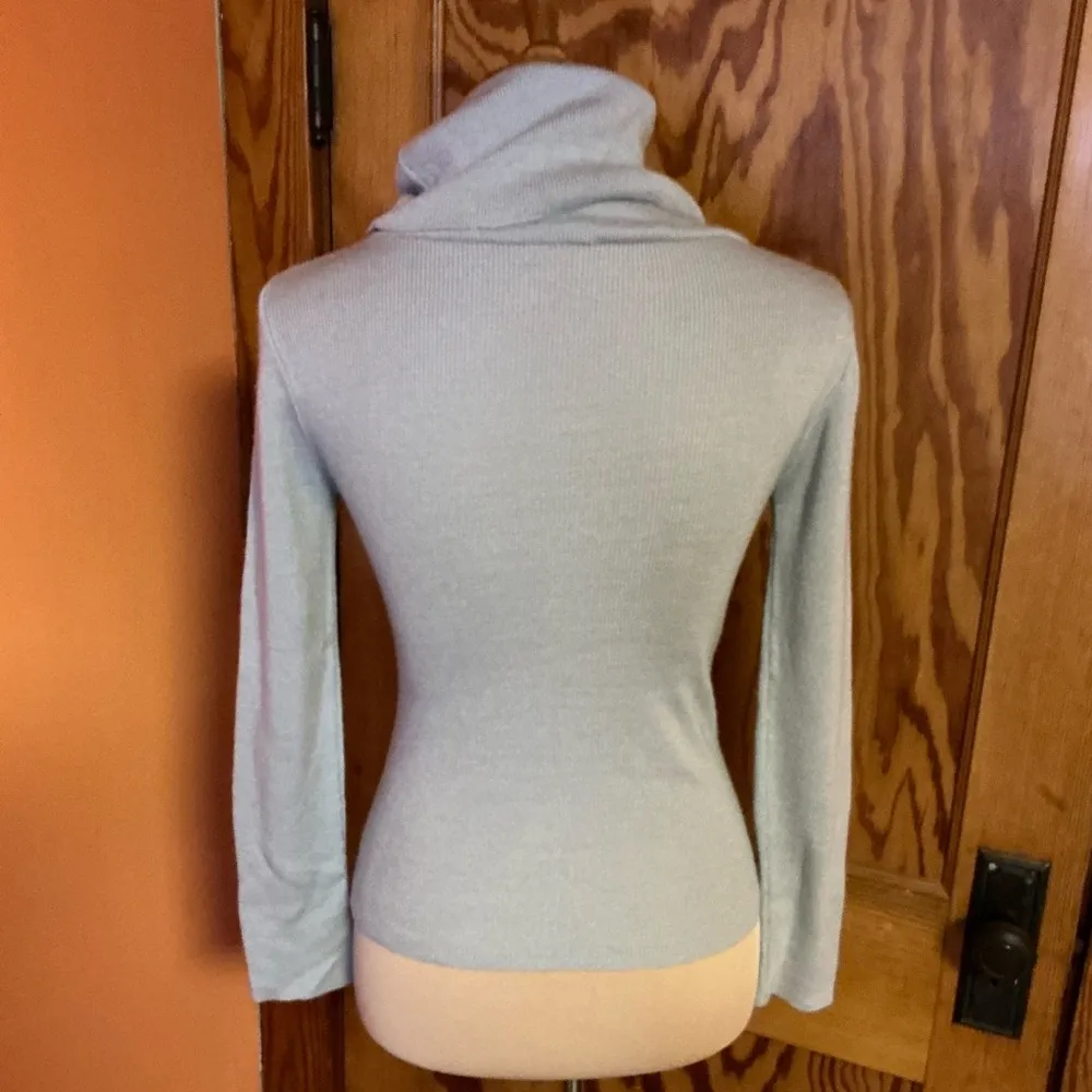 Vintage 70s sexy Gray turtleneck sweater - Image 10