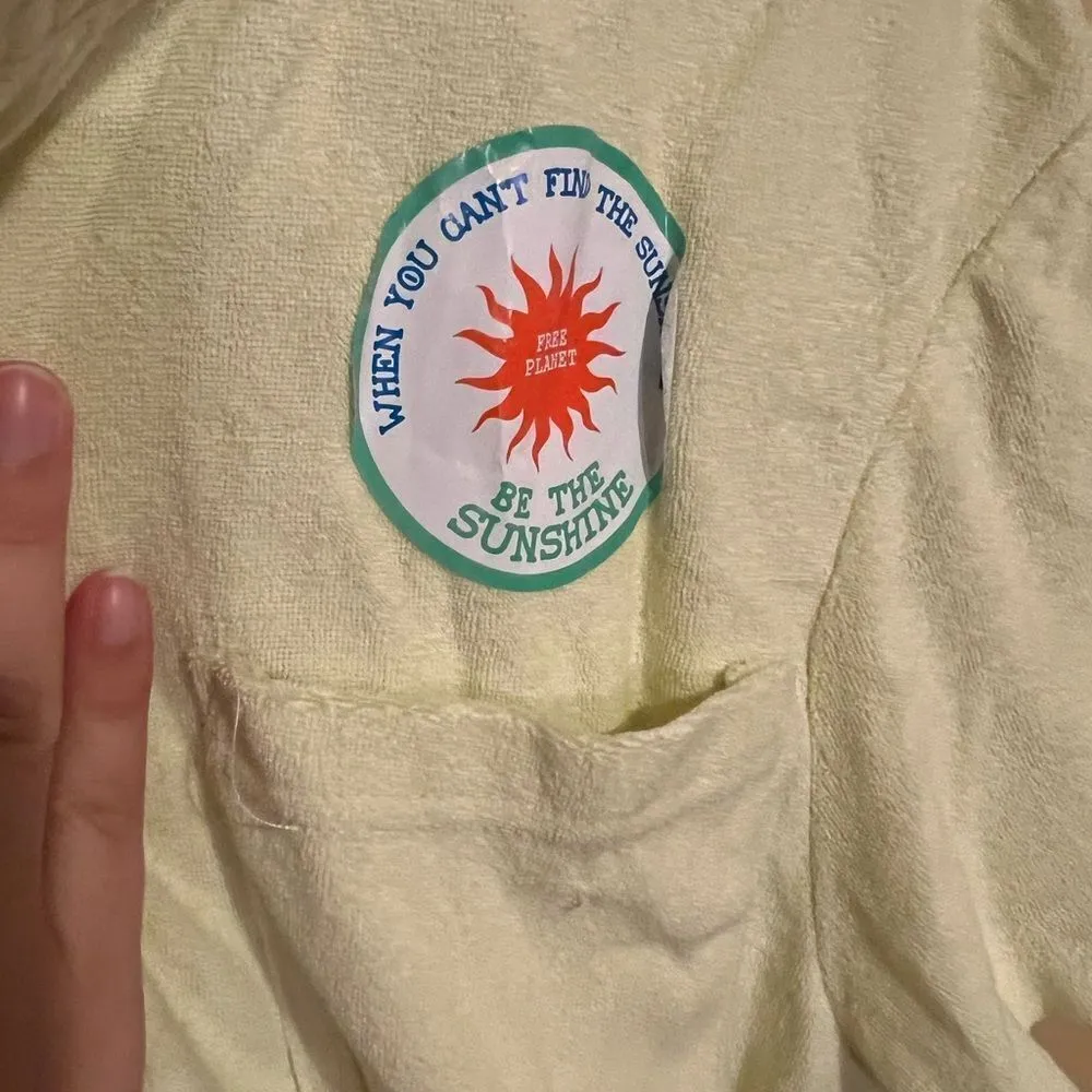 Free planet yellow terry cloth small button down - Image 6