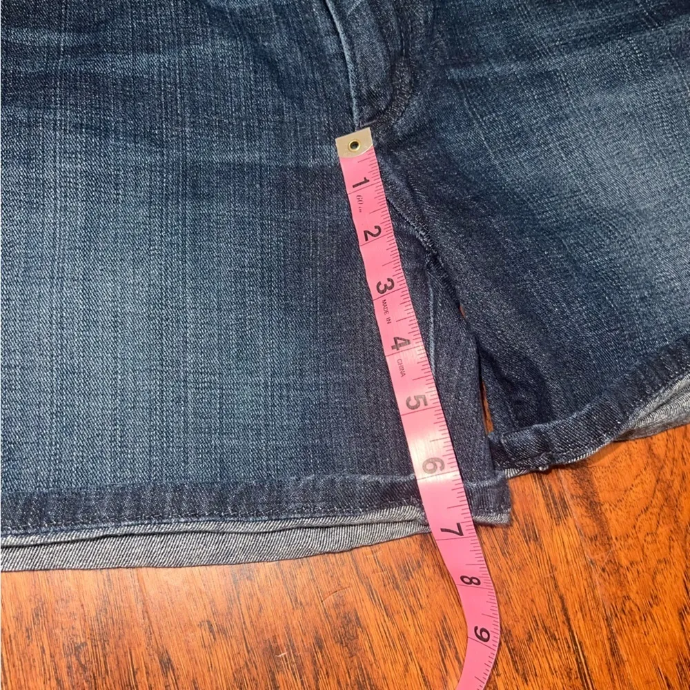 Banana Republic Women’s Jean Shorts Mid-Rise Dark Wash Premium Denim Cotton 28 - Image 5