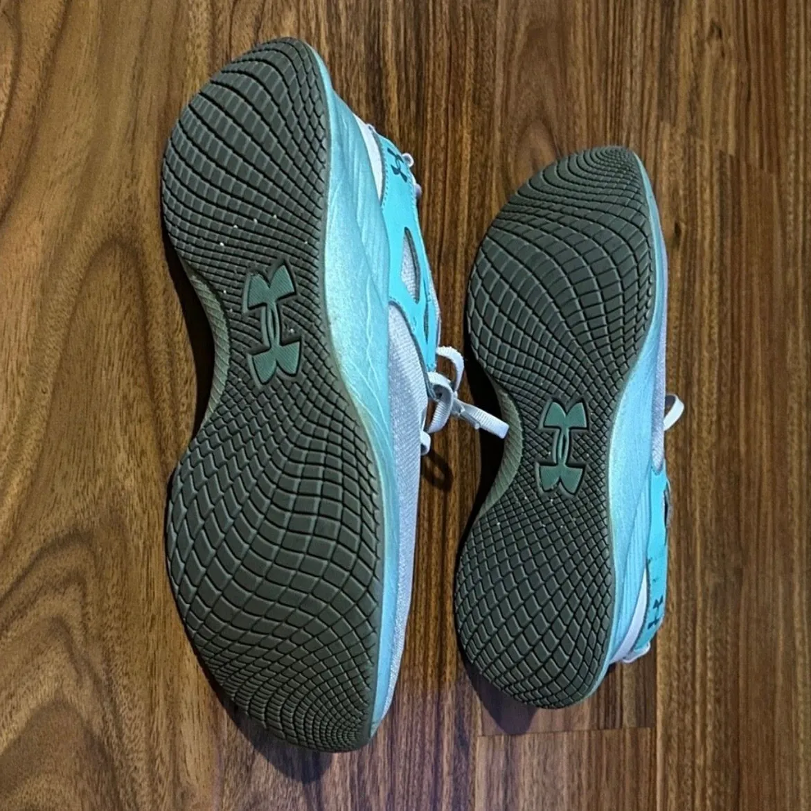 Under Armour Shoes - Image 3