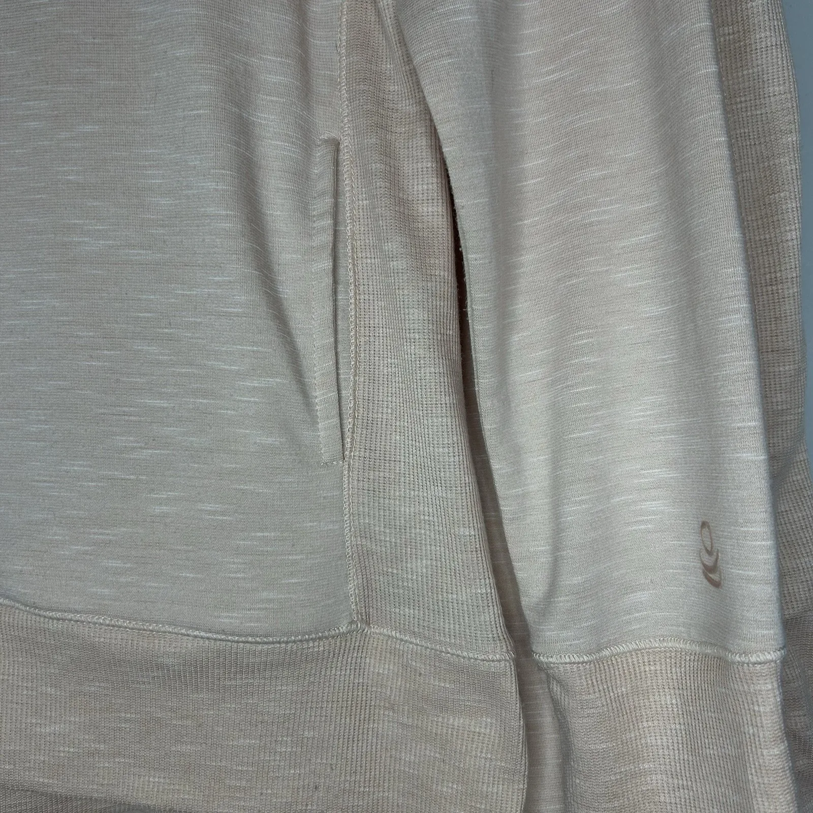 Cuddl Duds Size XS 2 Piece Slub Knit Hoodie And Capri Soft Peach Color Loungwear - Image 4