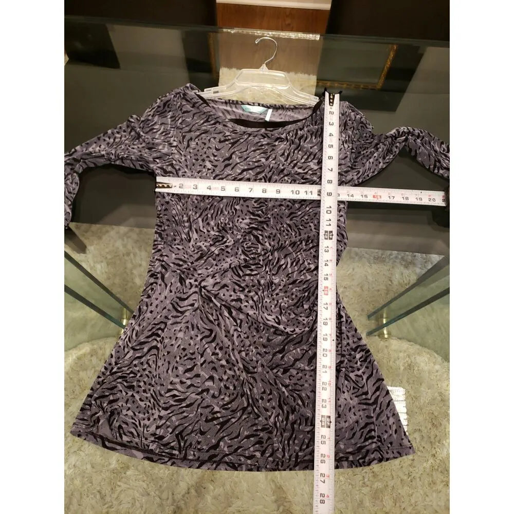 Slim Fabulous Tunic Top Women M Black Gray Animal Lace Print Stretch Fit Size M - Image 11