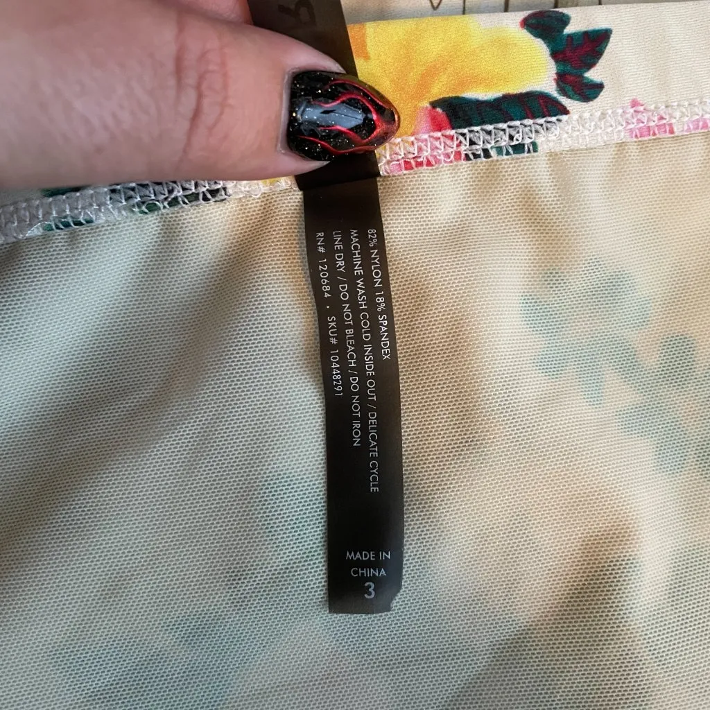 Torrid Women Plus Size 3 White Floral Bikini Bottoms High Waist Swim Mesh Panel - Image 8