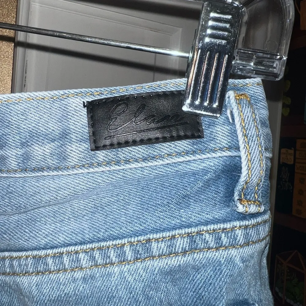 Elan Blue High-Waisted Jean Shorts with Distressed Hem Size Medium - Image 6